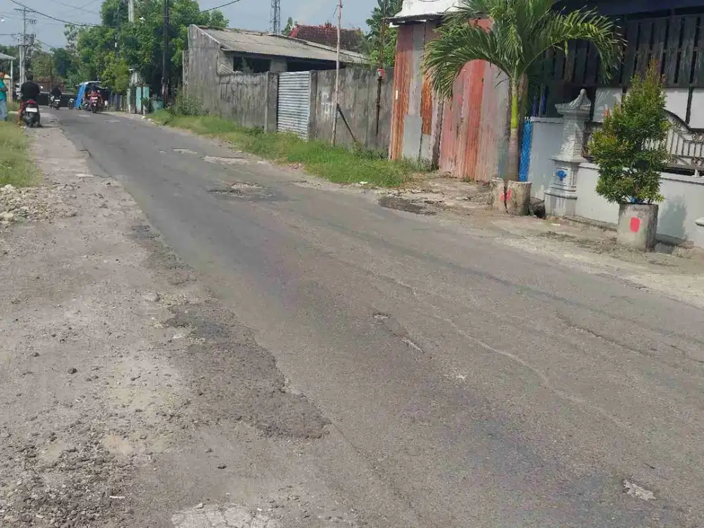 Dijual rumah utara taman jaya wijaya mojosongo solo
