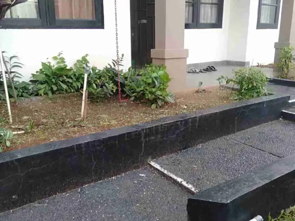 Di sewakan rumah cantik siap huni dalam cluster favorite 75jt/thn. Raffles Hills Cibubur.