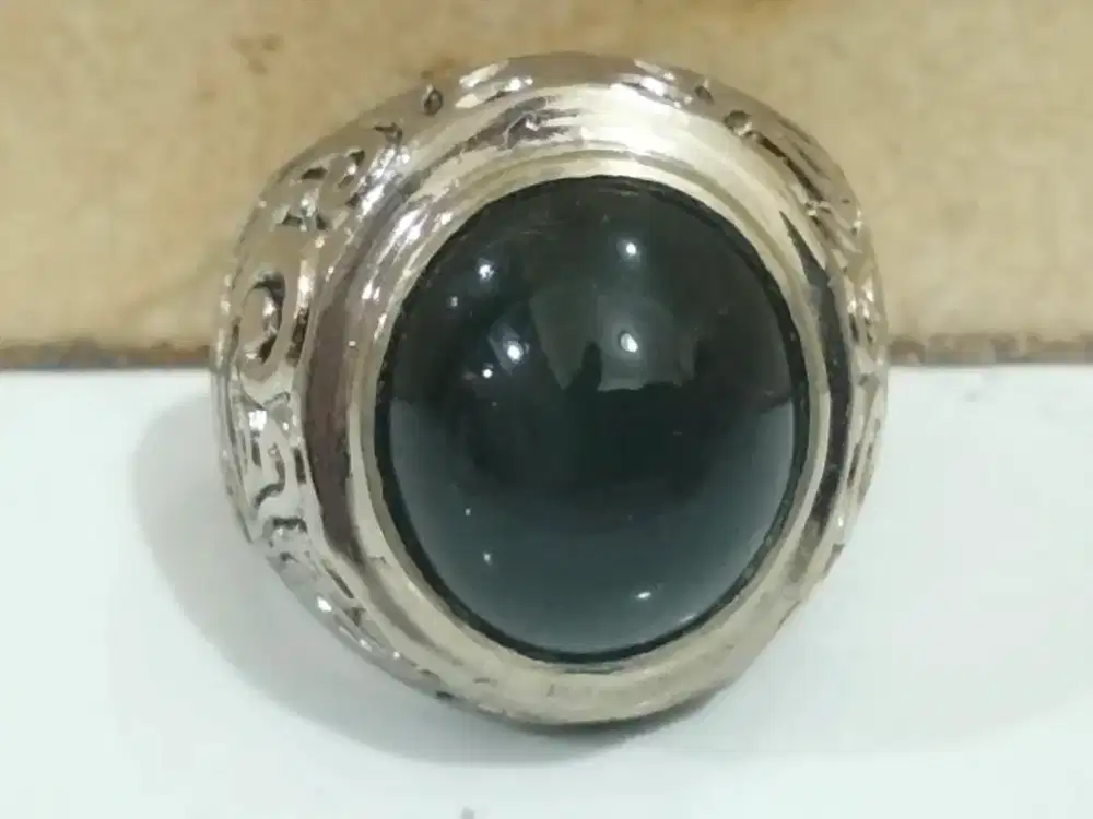 Cincin Mata Dewa