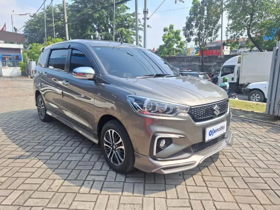 LOW DP Suzuki Ertiga 1.5 Hybrid SS Bensin-AT 2023 ROD