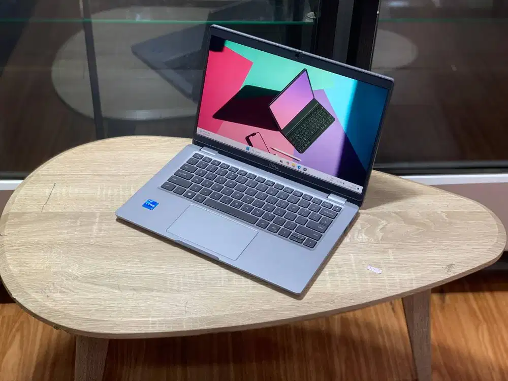 Dell Latitude 5320 Corei5 GEN11 Ram 16Gb SSD Layar Touchscreen Normal