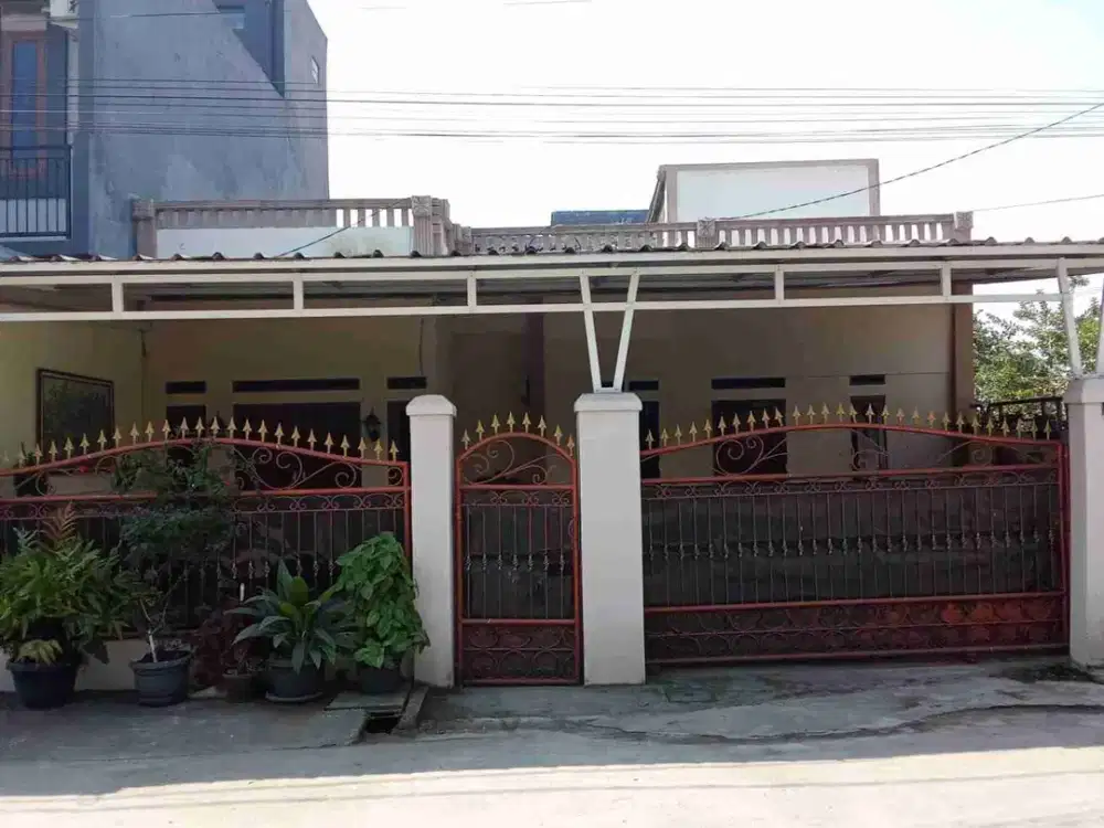 Di jual rumah komplek gba 3 ciganitri