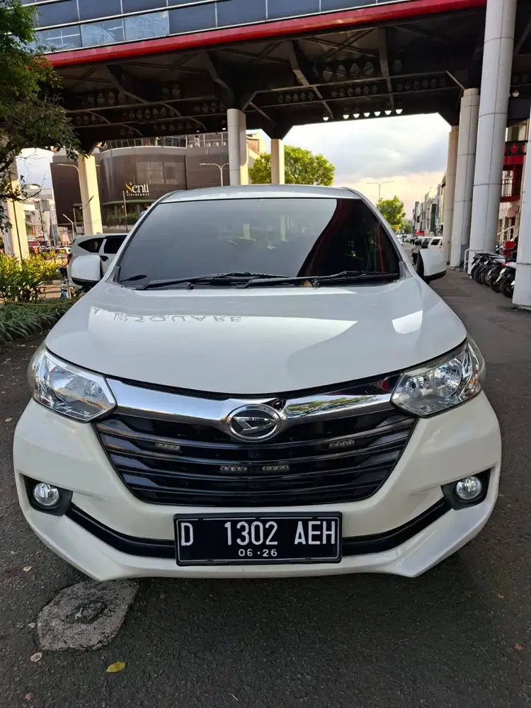 Xenia R A/T 2016 Matic putih Mulus