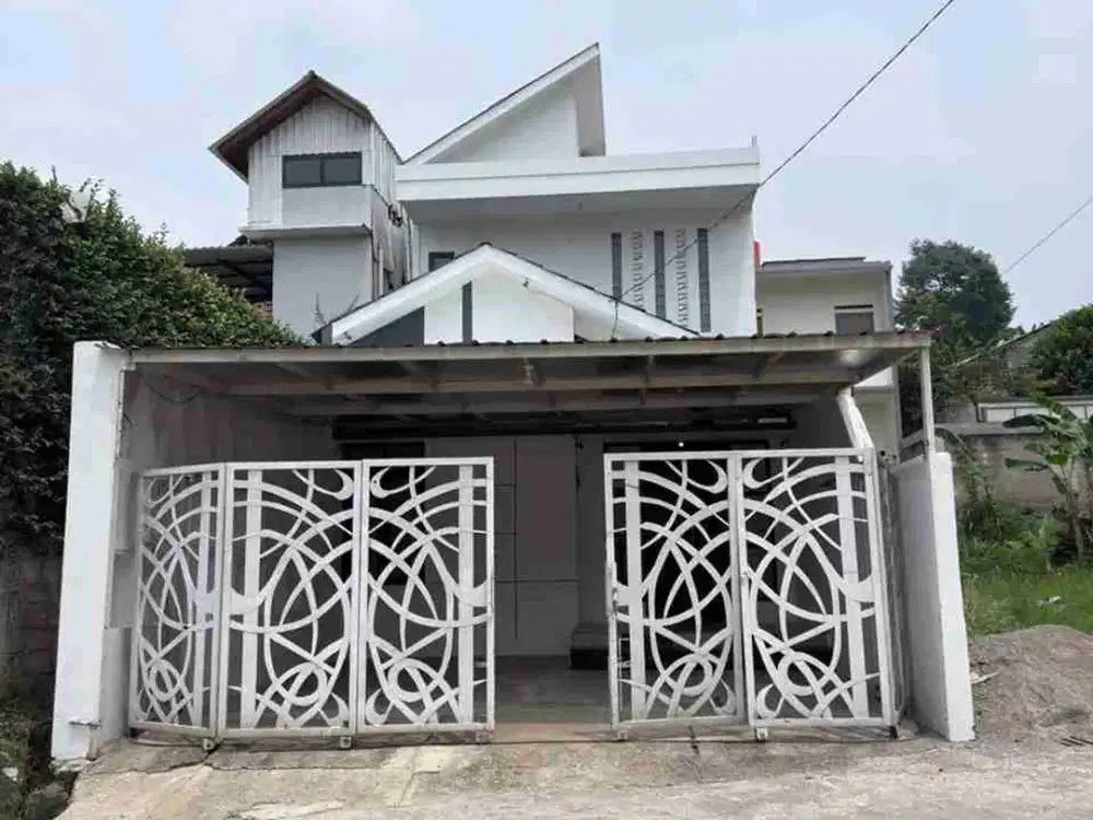 Rumah elegan di pinggiran kota bandung