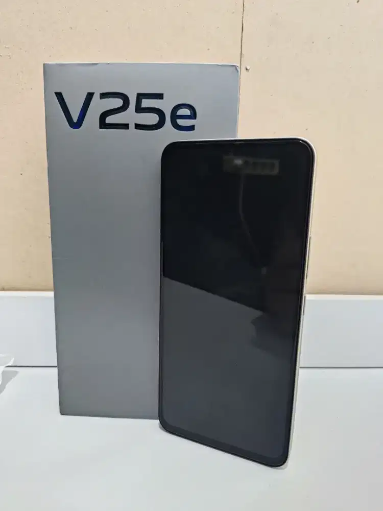 Vivo V25e 12/128GB