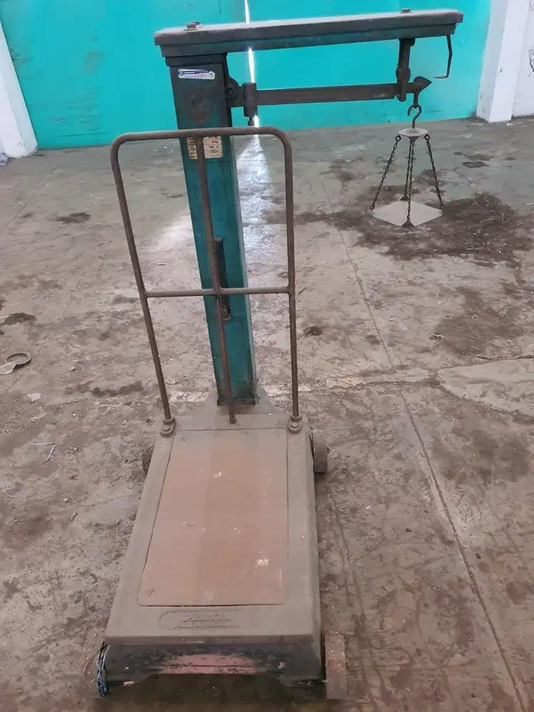 PERTIN Timbangan besi mekanik manual industri duduk 300 Kilogram