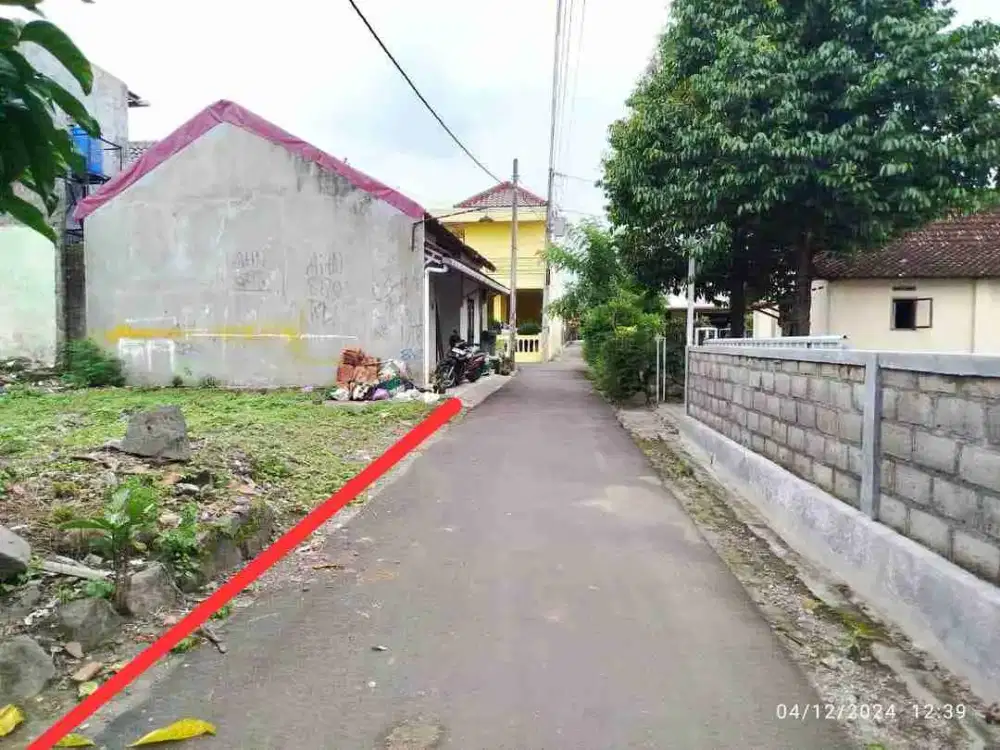 Di Jual tanah pekarangan startegis Depan Pakuwon Mall condongcatur dkt Polda DIY