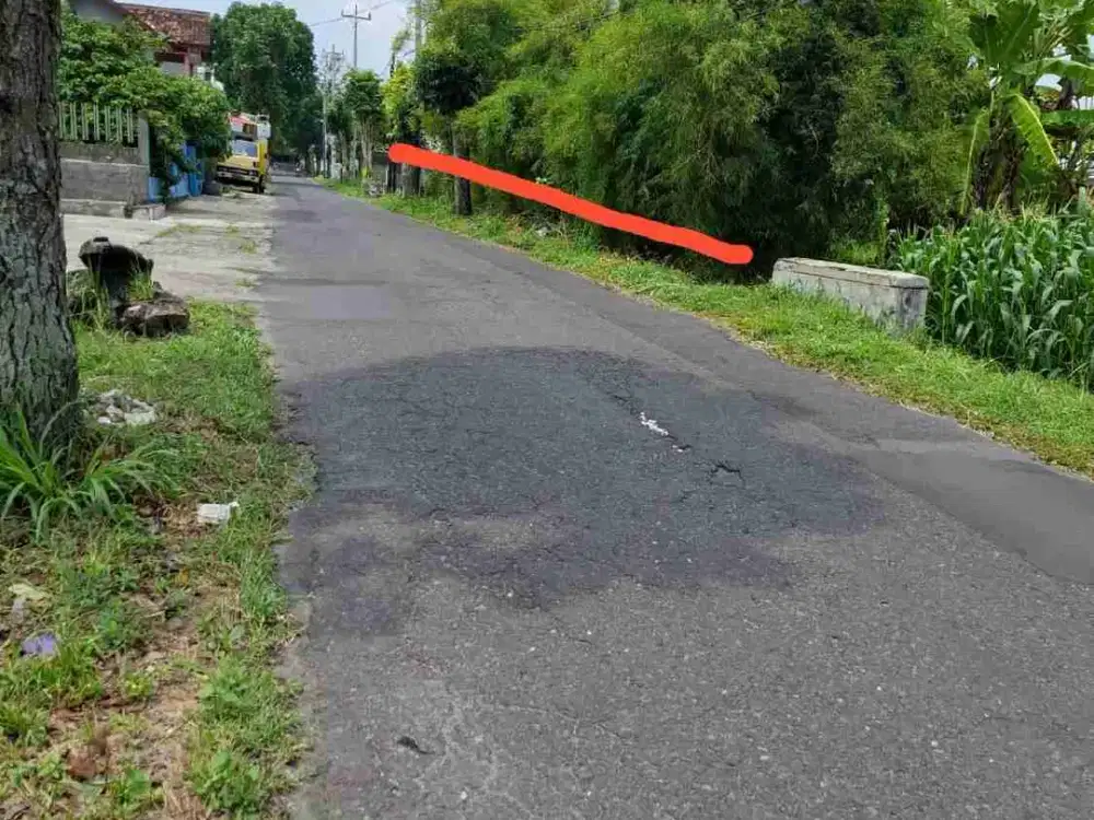 Di Sewakan Tanah kosong pinggir jalan barat Jakal km 10 cocok buat coffe shopp, villa dll