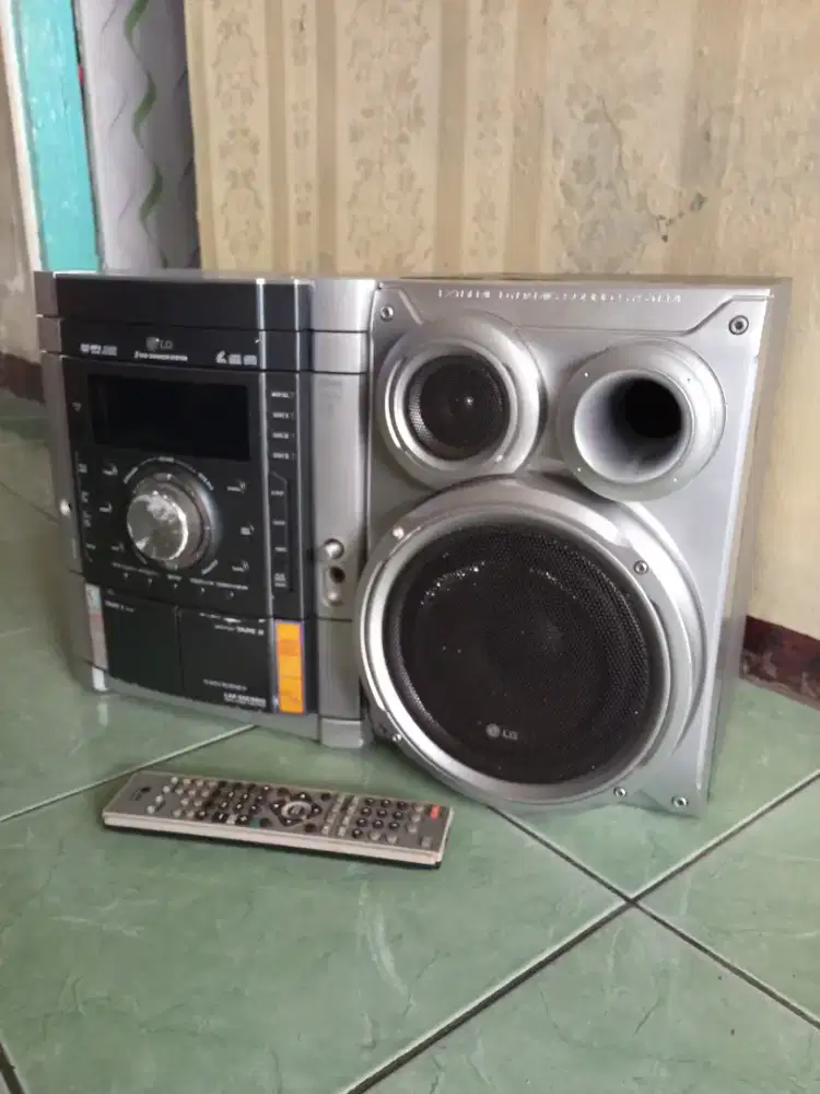 Tape compo Hifi merk LG.