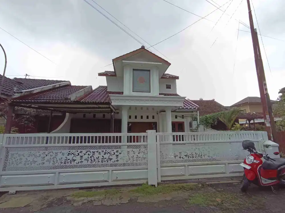 Di sewakan rumah dlm komplek perumahan area candi gebang Condongcatur