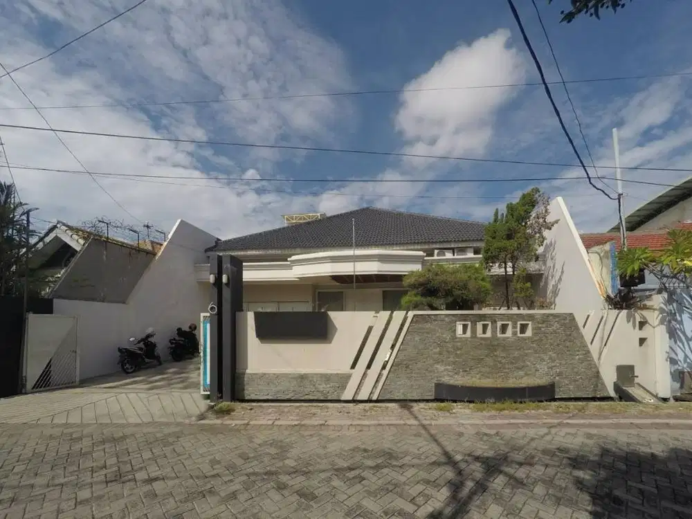 DIJUAL RUMAH TAMAN GADING PANTAI 2 LUAS ADA TAMAN LANTAI MARMER