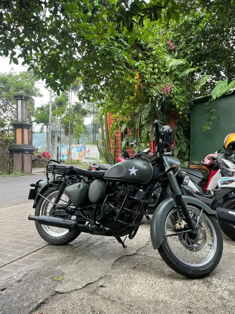 Motor Custom Royal Enfield