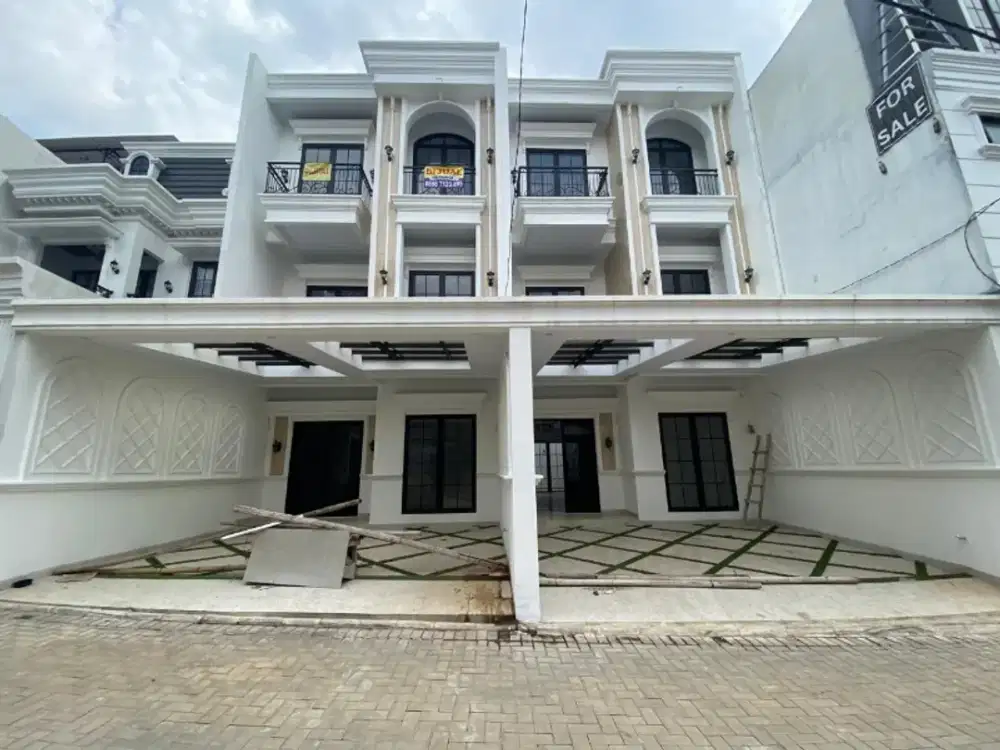 Jual cepat Cluster Premium Carberas Rumah 3 Lantai Akses Lebar siap huni one gate system