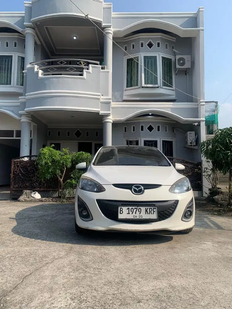 Mazda 2 2014 Warna Putih