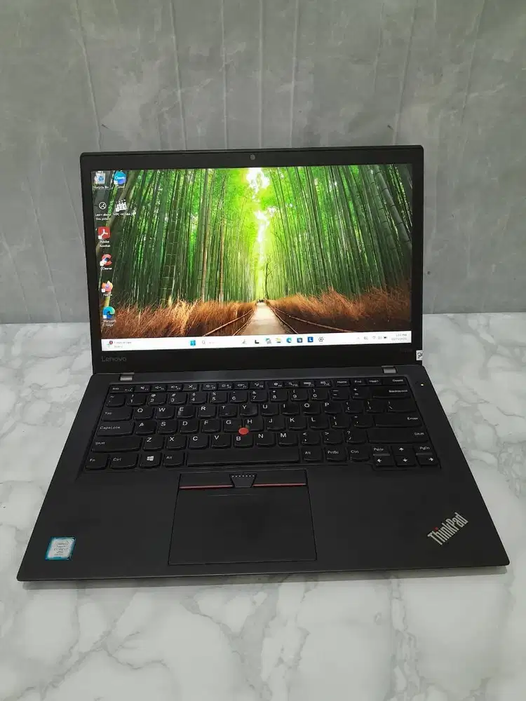 Lenovo T470s, Core i7 gen7, ram 12GB, ssd 256GB, layar 14in ,batt dual