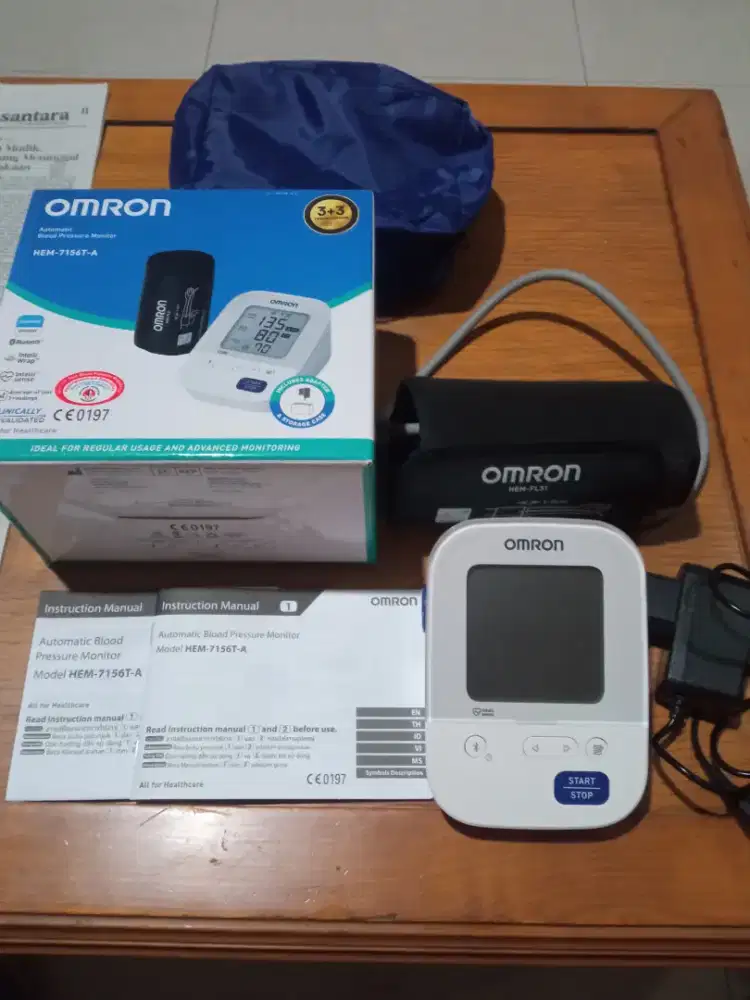 Omron Blood Pressure Monitor HEM 7156 TA