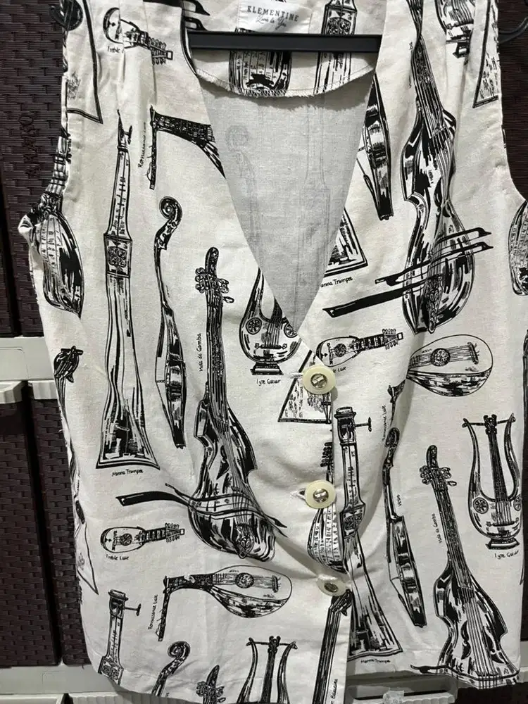 One set  Baju Monocrom Tank Top dan celana Kulot Unisex