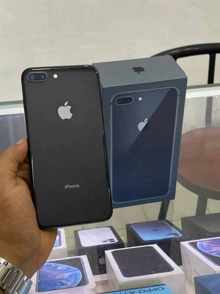 IPHONE 8 PLUS 64 WIFI ONLY LCD RETAK FUNGSI NORMAL TERKENDALI