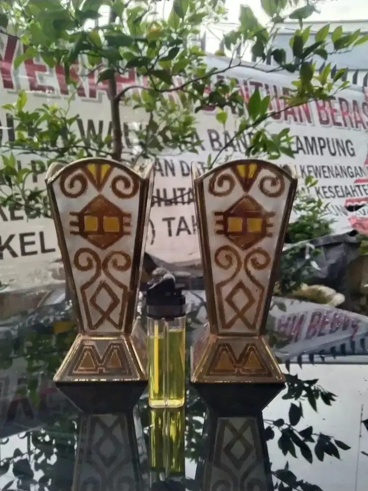 2 bh hiasan bahan kaca patri  jadul