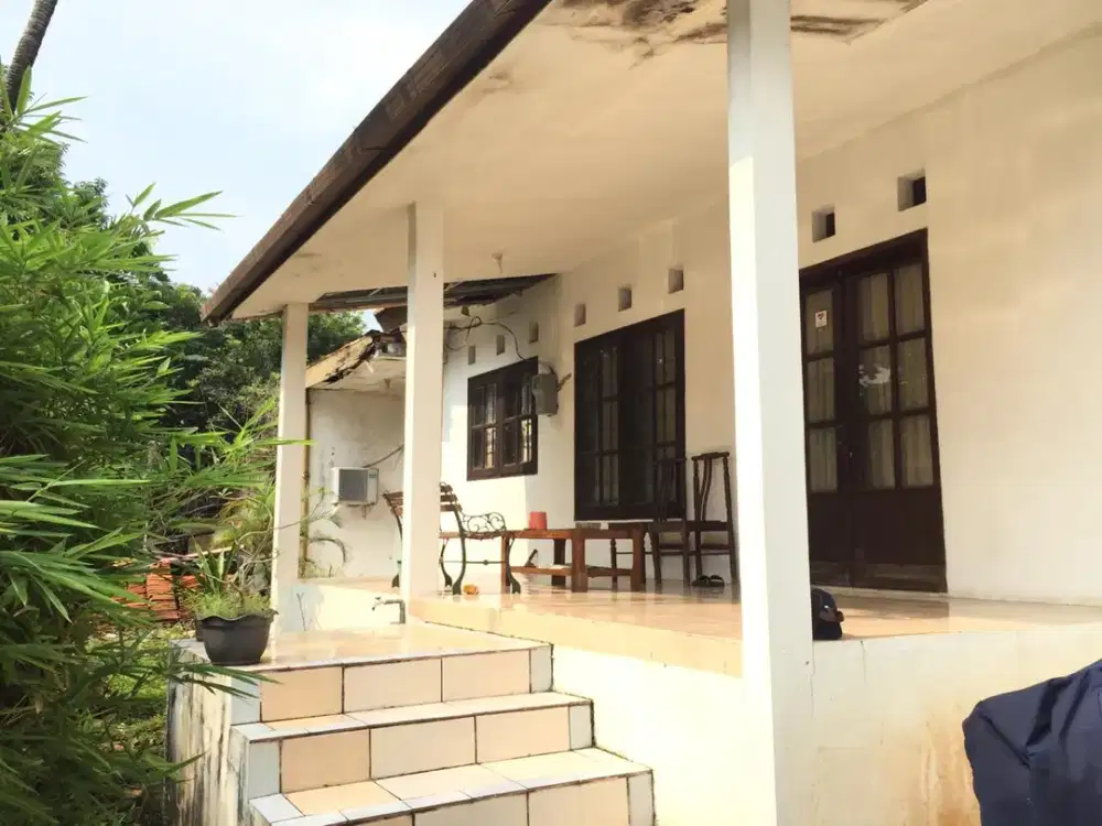 DIJUAL HAMPIR SETARA NJOP RUMAH LAMA LAYAK HUNI (Semi Furnish) DI PONDOK JAYA PELA MAMPANG PRAPATAN JAKARTA SELATAN