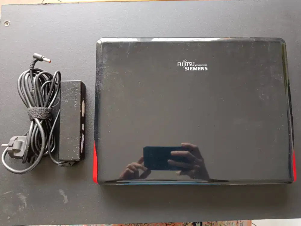 Laptop Fujitsu Siemens amilo si 2636