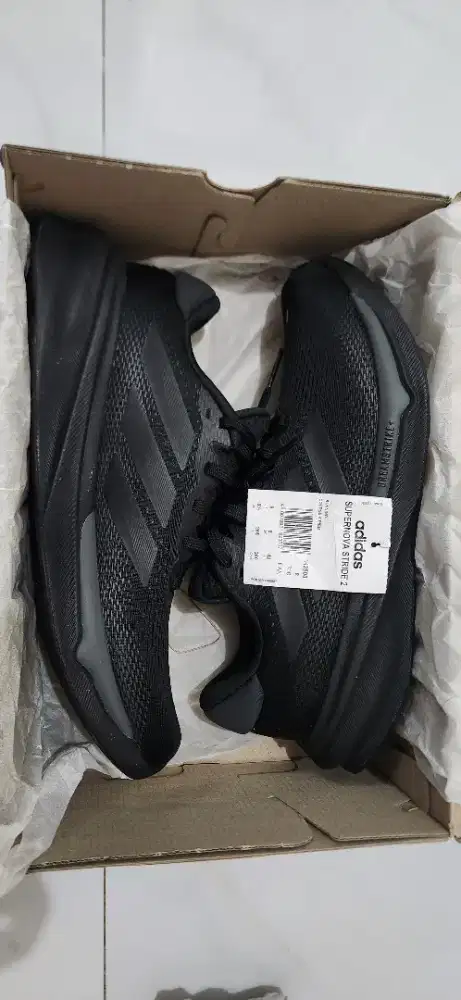 Sepatu adidas original supernova stride 2 limited