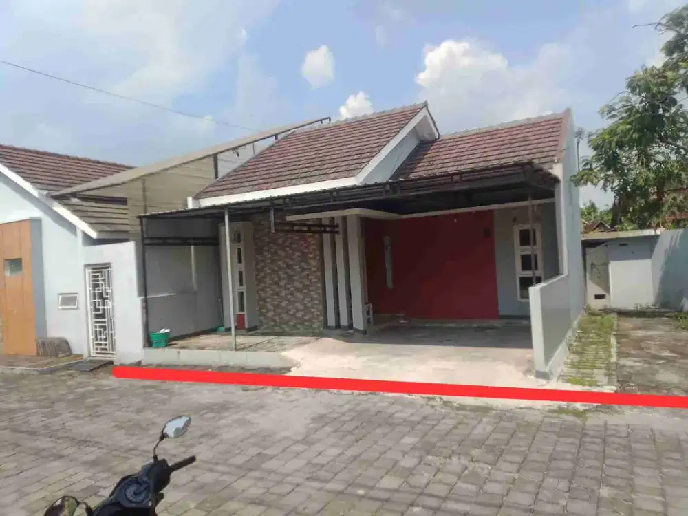 rumah murah nyaman cluster aman dekat alana dan tol klodran