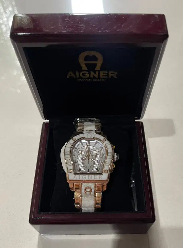 Dijual jam Aigner Wanita