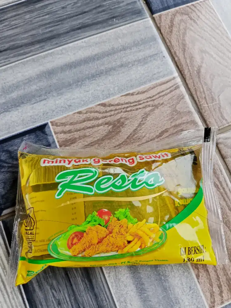 Minyak Goreng Resto 180ml