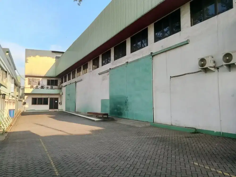 DISEWAKAN CEPAT GUDANG KANTOR 1500M2 DAAN MOGOT AKSES KONTAINER