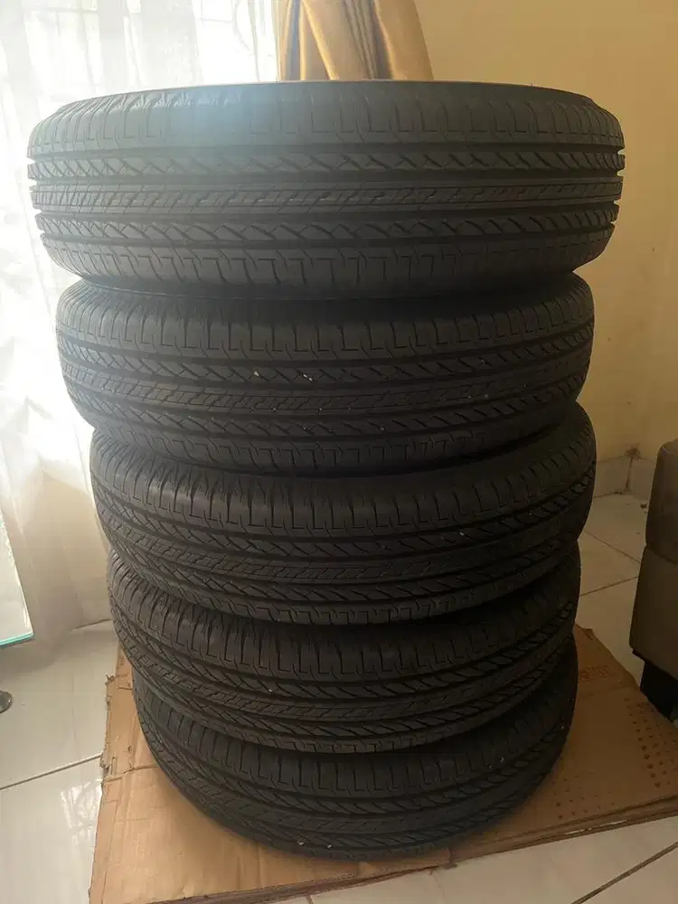 Dijual Ban Bridgestone Dueler Ring 15 Kondisi 99% Baru