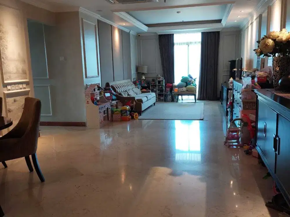 Disewakan Golf View Kondominium graha famili