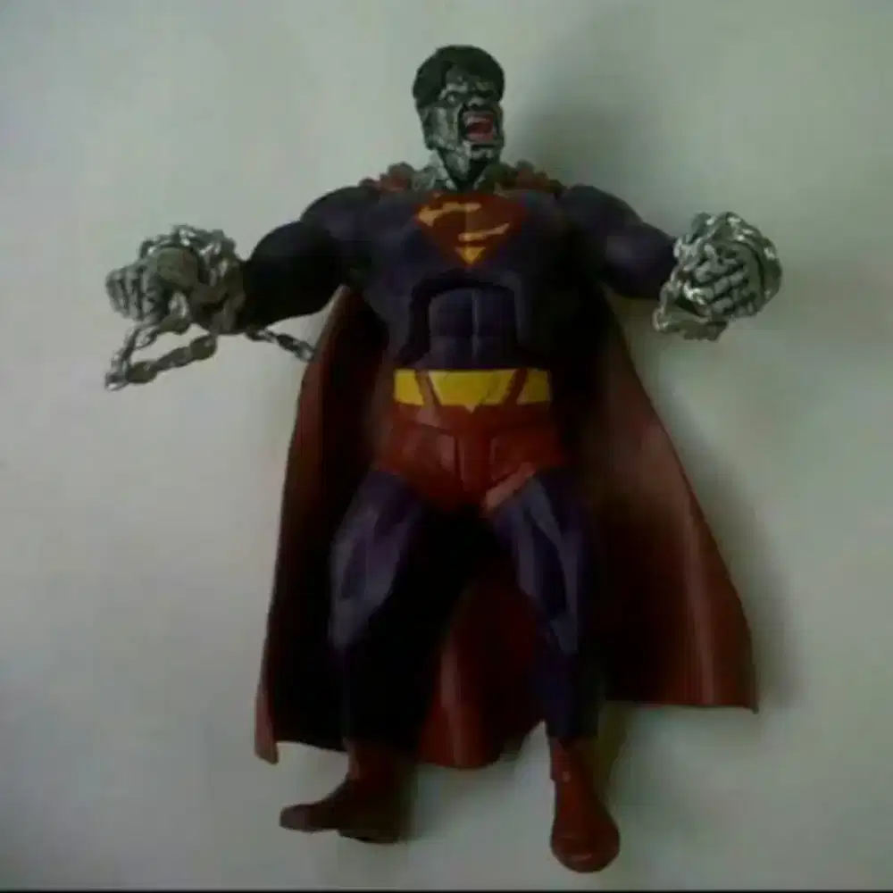 ACTION FIGURE BIZZARO LOʻSE PACK