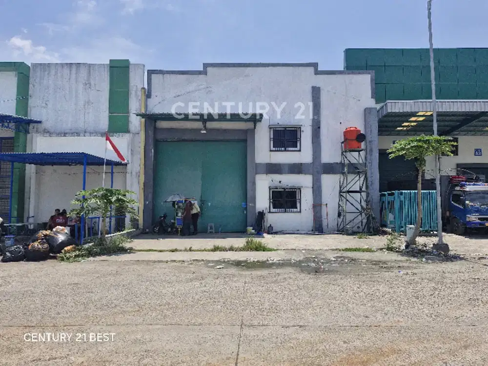 Gudang Siap Pakai Di Kawasan Pergudangan Parangloe Makassar