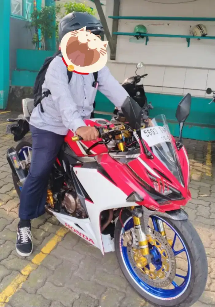 CBR150R modif++ B JAKTIM
