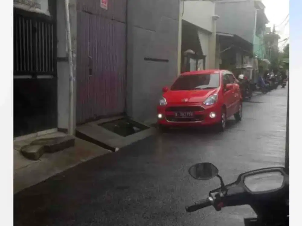 Rumah Di Kemanggisan Jakarta Barat