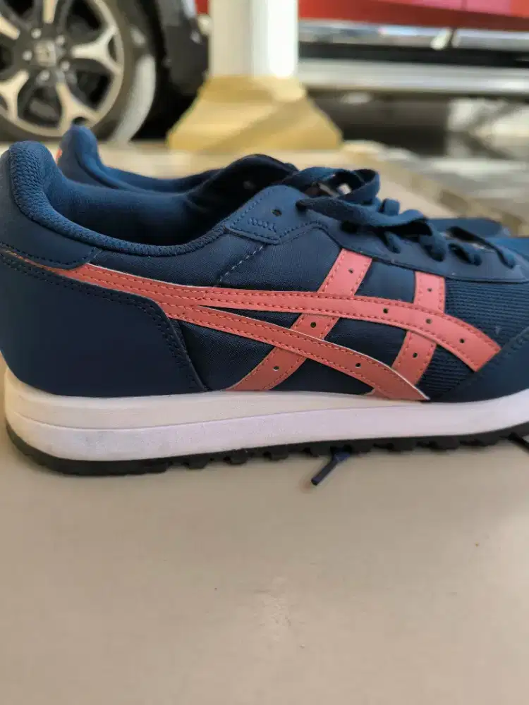 Sepatu Asics Running Tiger II Size 44