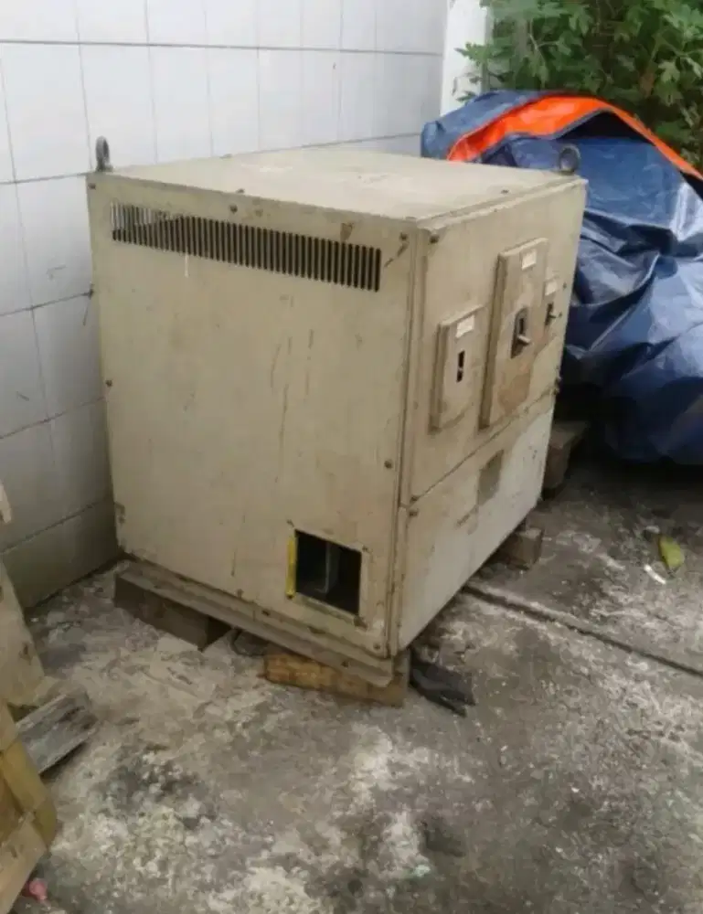 Trafo Step Down 380 ke 200v 3ph