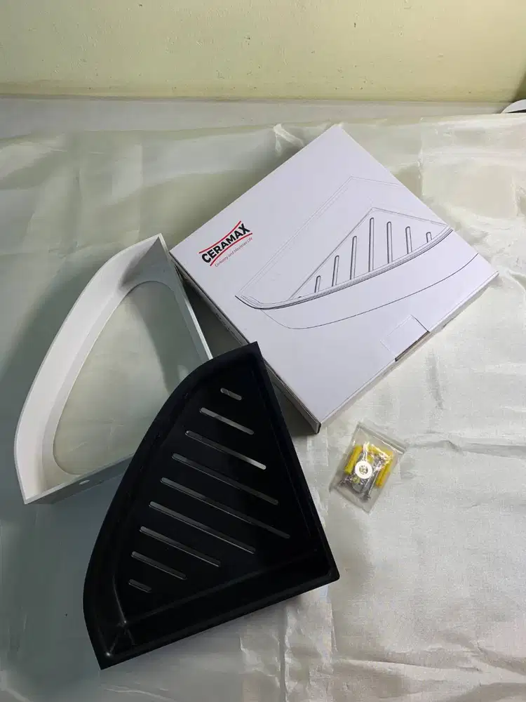 Ceramax Corner Basket