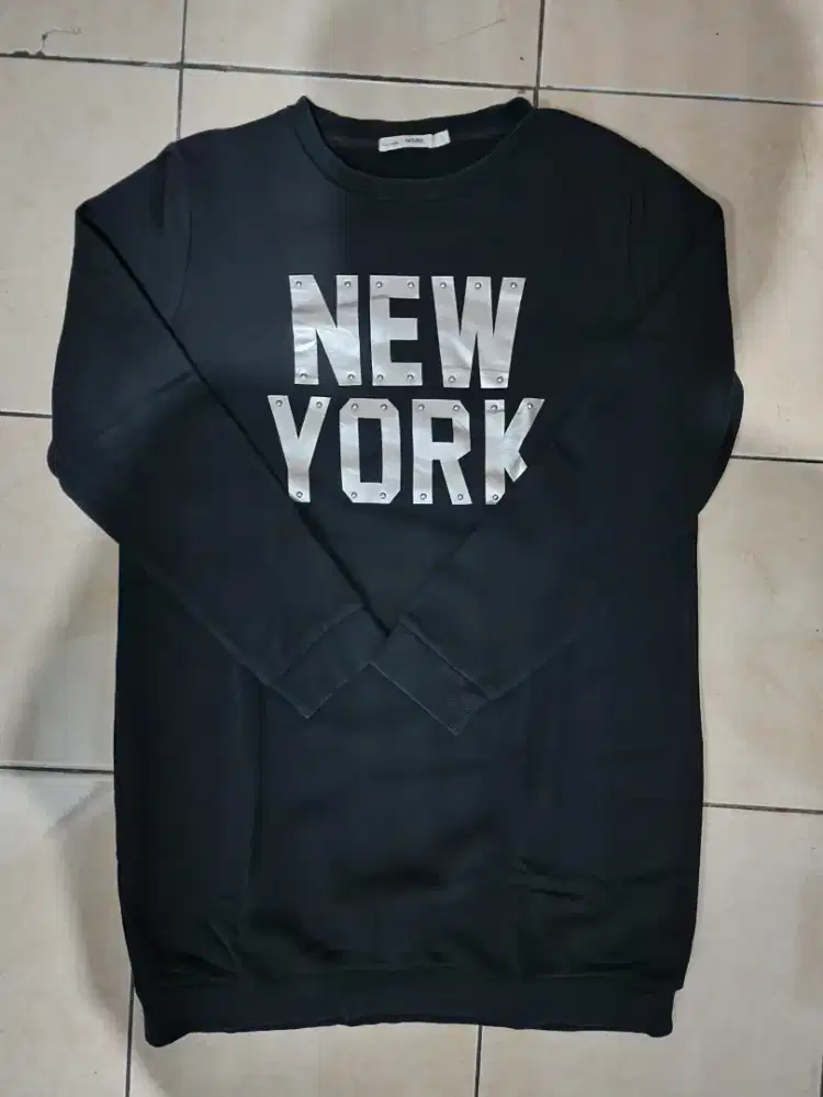 Sweater New York Stylish Wanita