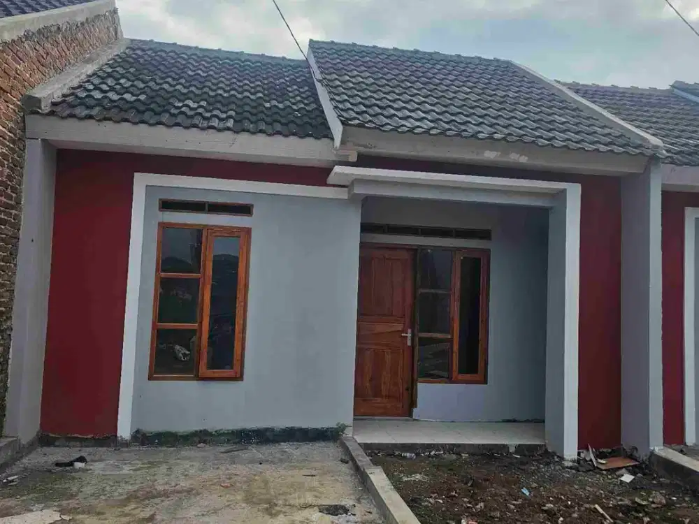 RUMAH AKSES MASUK MOBIL BEBAS BANJIR Di SOREANG BANDUNG