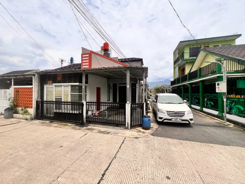 DIJUAL CEPAT RUMAH POSISI HOOK SIAP HUNI ARCAMANIK CISARENTEN BANDUNG