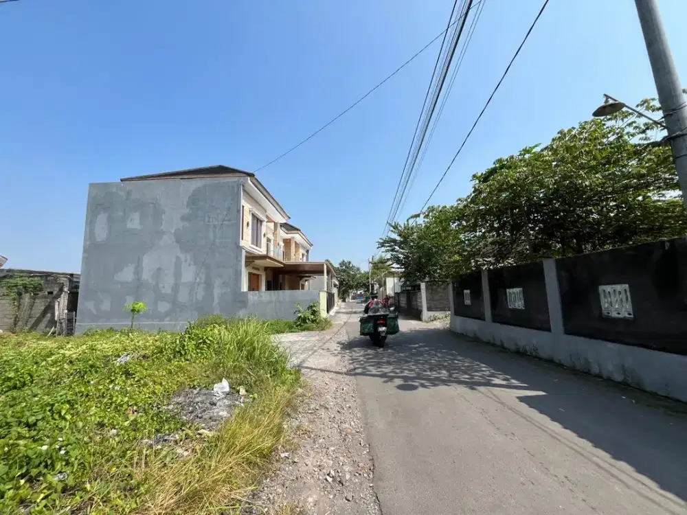 Dekat ALANA HOTEL dan UGM, Tanah Jogja di Palagan Km 8