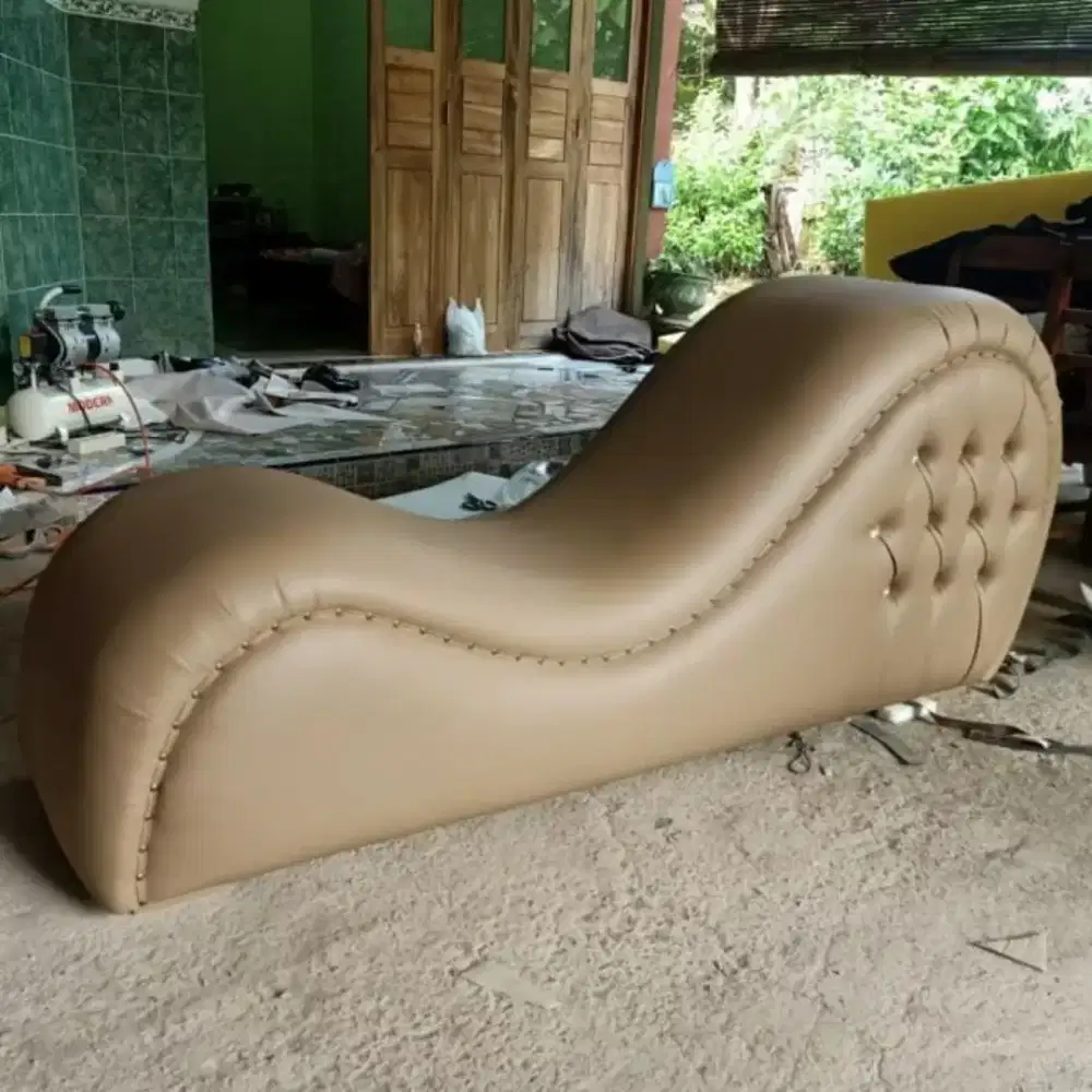 Sofa tantra kama sutra murah