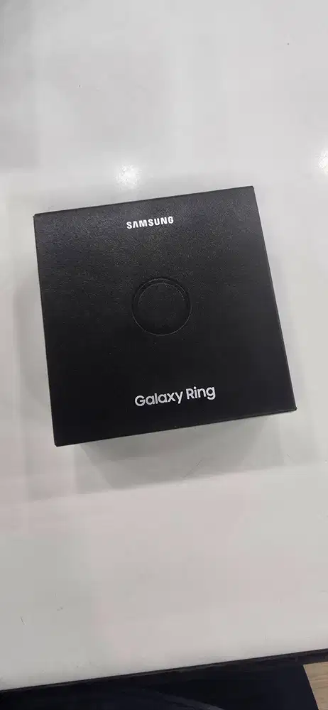 Samsung Galaxy Ring hitam size 8