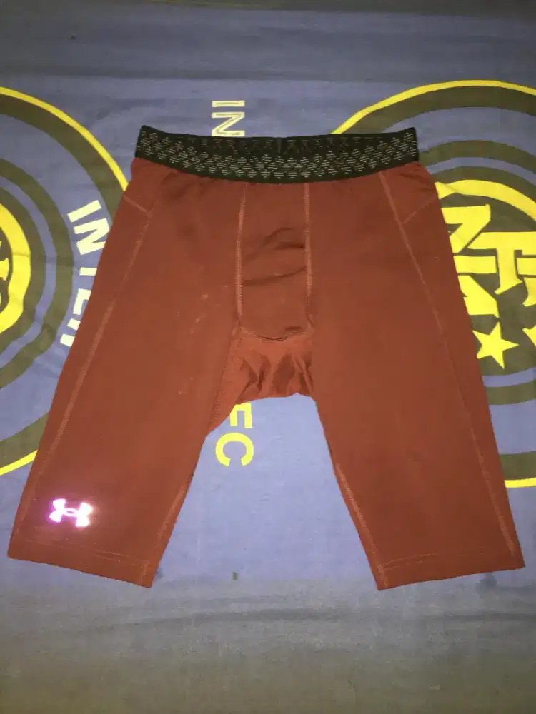 BASELAYER UNDER ARMOUR