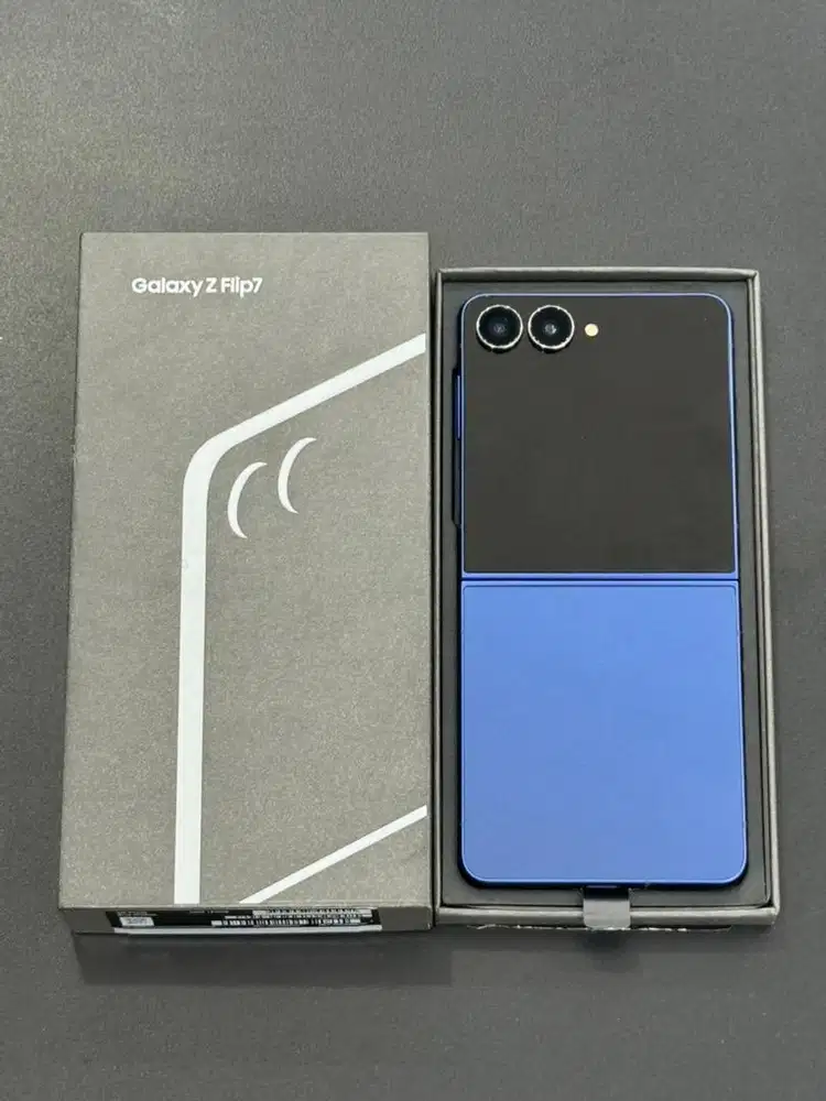 Samsung Z Flip 7 5G Blue 12/512Gb (Baru 1 Minggu)