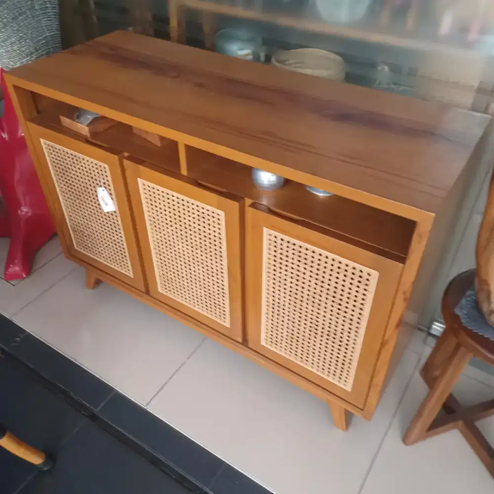 Buffet Jati kombinasi Rotan
