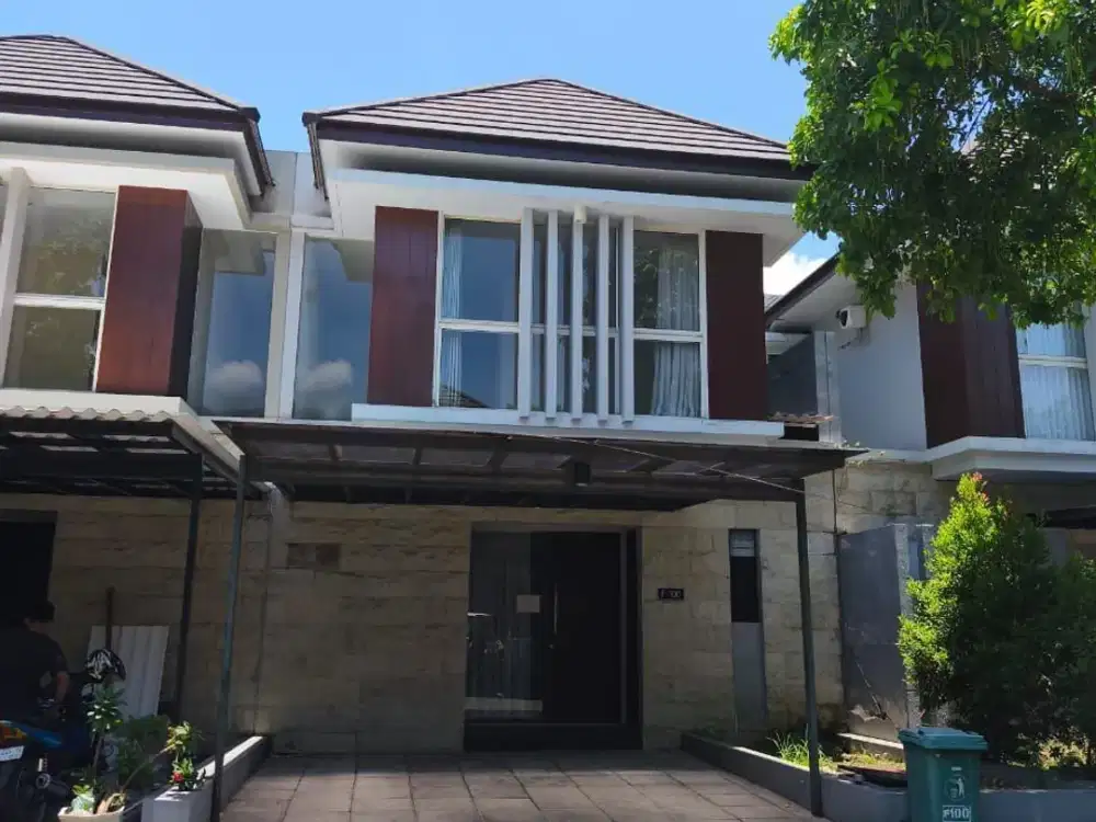 Rumah 2 lantai di Graha Natura Lontar dekat Pakuwon, Citraland (DNDGK)