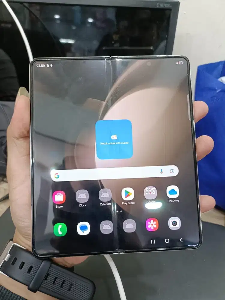 Samsung galaxy z fold 5